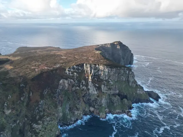 Horn Head offers stunning cliff and ocean views