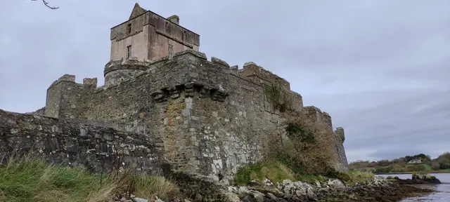 Doe Castle