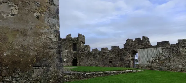Doe Castle